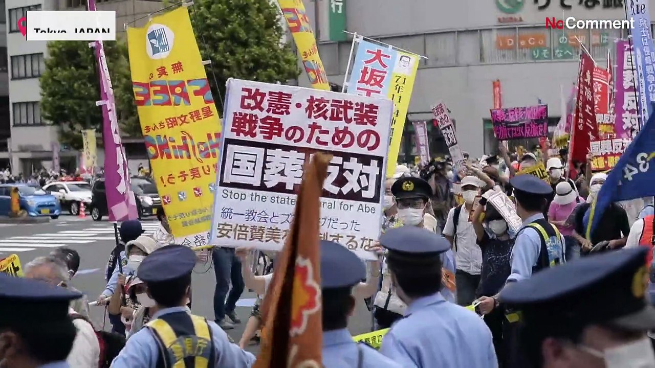 Japon : des milliers de manifestants protestent contre les funérailles nationales de Shinzo Abe