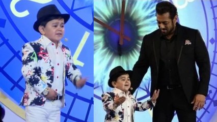 Скачать видео: Bigg Boss 16 First Contestant हैं Abdu Rozik,BB 16 Press Conference में Salman Khan ने किया announce