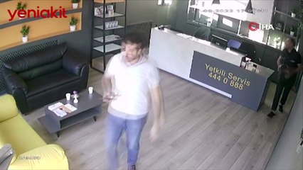 Ardahan'daki depremde korku dolu anlar kameraya yansıdı