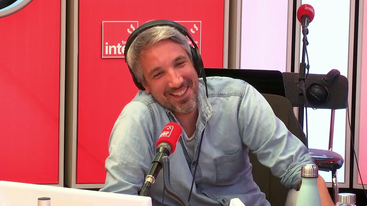 Didier Lallement disperse les bancs de sardines - Le Billet de Charline dans "C'est encore nous !"