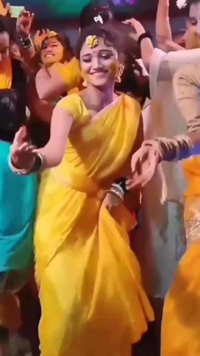 dhiri dhiri nach nani adivasi song  cute girl dance--  धीरी धीरी नाच नानी -- आदिवासी सादी डांस वीडियोधीरी धीरी नच नानी आदिवासी गीत क्यूट गर्ल डांस/أغنية فتاة لطيفة ترقص