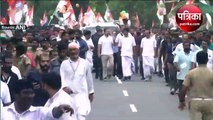 Video: कांग्रेस की भारत जोड़ो यात्रा में शामिल हुए मशहूर एक्टर रमेश पिशारोडी, राहुल संग की पदयात्रा