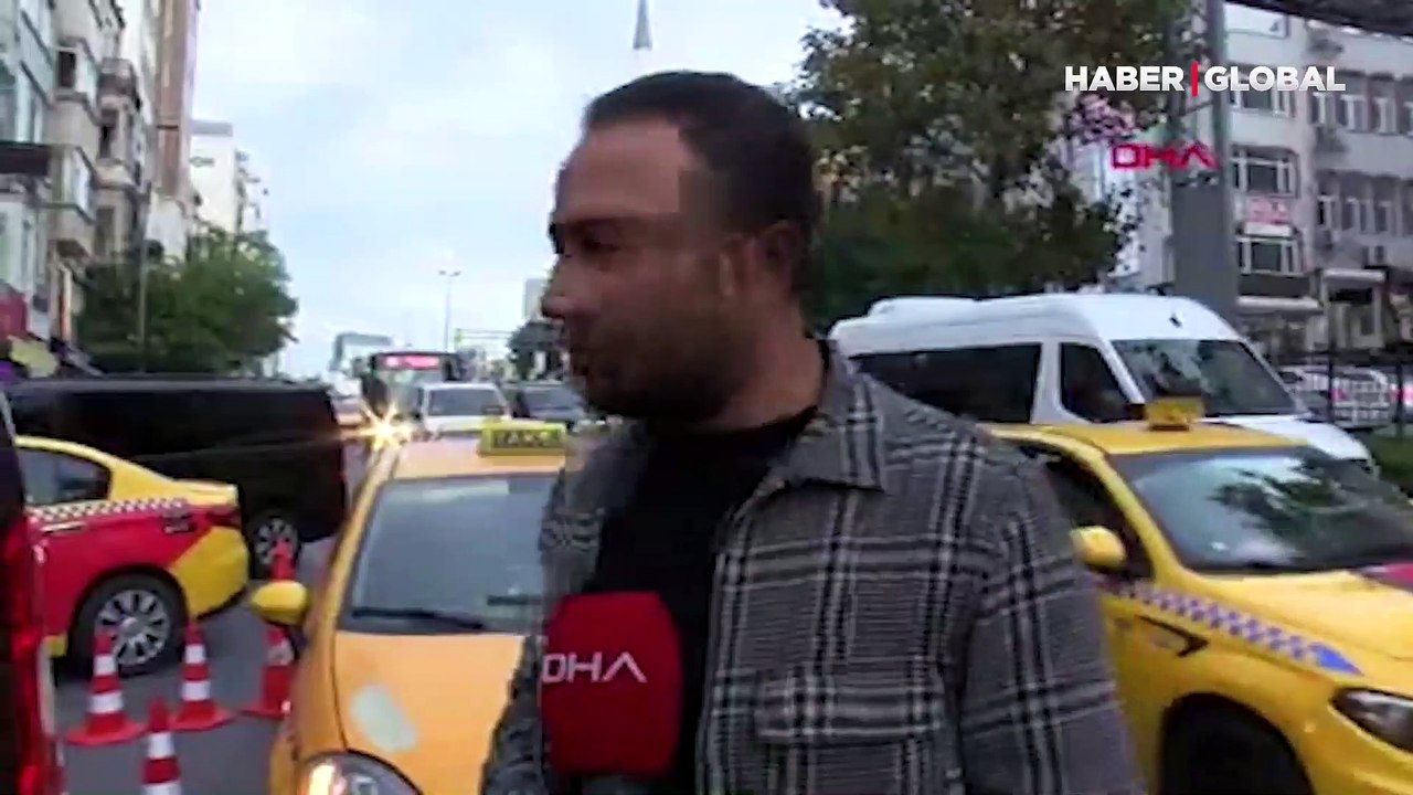 Gergin anlar! Taksiyle yolcunun ücret tartışması kamerada: Küfredip bana yumruk attı