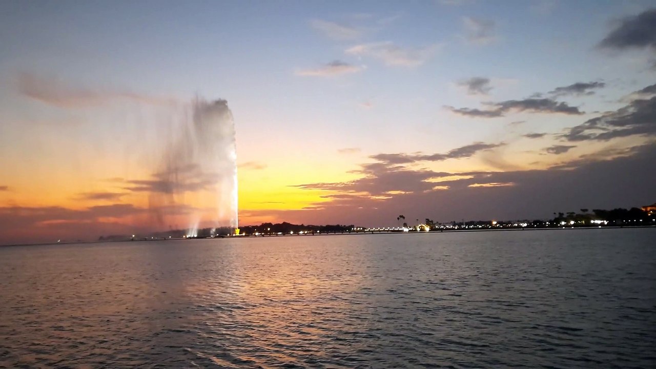 Explore the beauty of new Jeddah, corniche.