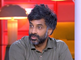 "C’est la FIFA qu’il faut attaquer" : Dans C à vous, Vikash Dhorasoo appelle à la mobilisation des joueurs avant la Coupe du monde au Qatar