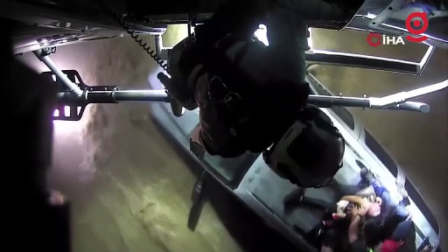 Sel suları arasında nefes kesen kurtarma operasyonu