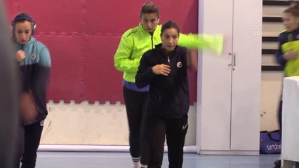KASTAMONU - Kadın Boks Milli Takımı'nın Avrupa Şampiyonası öncesi son kampı başladı