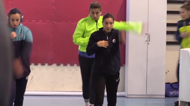 KASTAMONU - Kadın Boks Milli Takımı'nın Avrupa Şampiyonası öncesi son kampı başladı