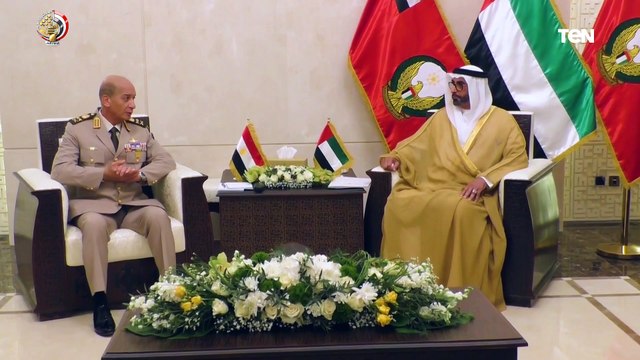 الفريق أول محمد زكى يعود الى أرض الوطن عقب انتهاء زيارته الرسمية إلى دولة الإمارات العربية المتحدة