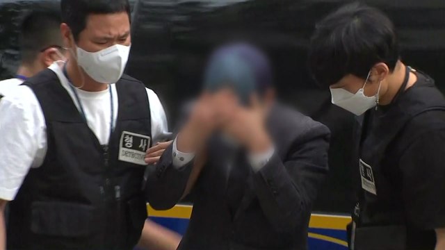 '엘리베이터 여학생 납치 미수' 40대 남성, 영장 재신청 끝에 구속... 피해자 해칠 우려 / YTN