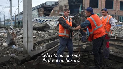 Kharkiv: panne de courant et gros dégâts dans un entrepôt touché par des frappes russes