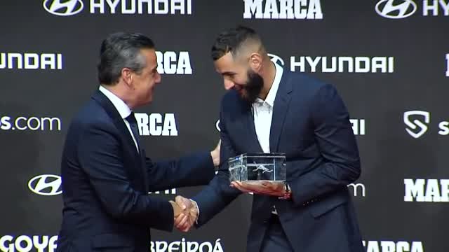 'Hat trick' de galardones para Benzema