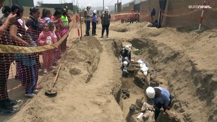 Encuentran un cementerio prehispánico en una obra para instalar gas natural en Perú