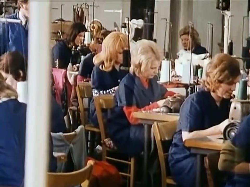 Das Blaue Palais Staffel 1 Folge 3 - Part 01 HD Deutsch