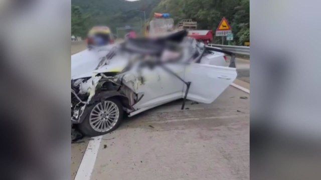 중부내륙고속도로에서 차량 추돌 사고...운전자 1명 사망 / YTN