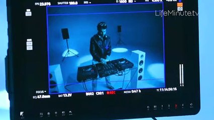 Joe Jonas on 'Life Changing' Procedure to Correct Vision