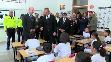 Bakanlar Soylu ve Özer, trafik kuralları konulu programa katıldı