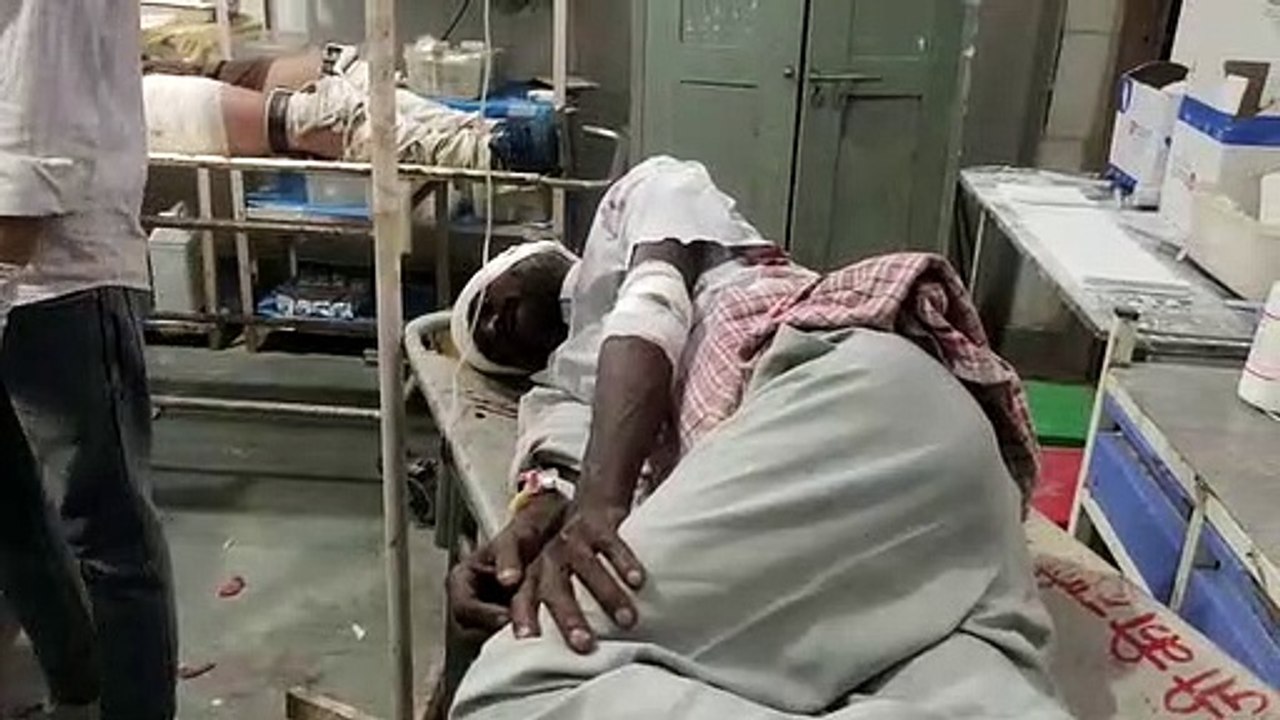 दो वाहनों की भिड़ंत में एक की मौत, आधा दर्जन से ज्यादा लोग घायल