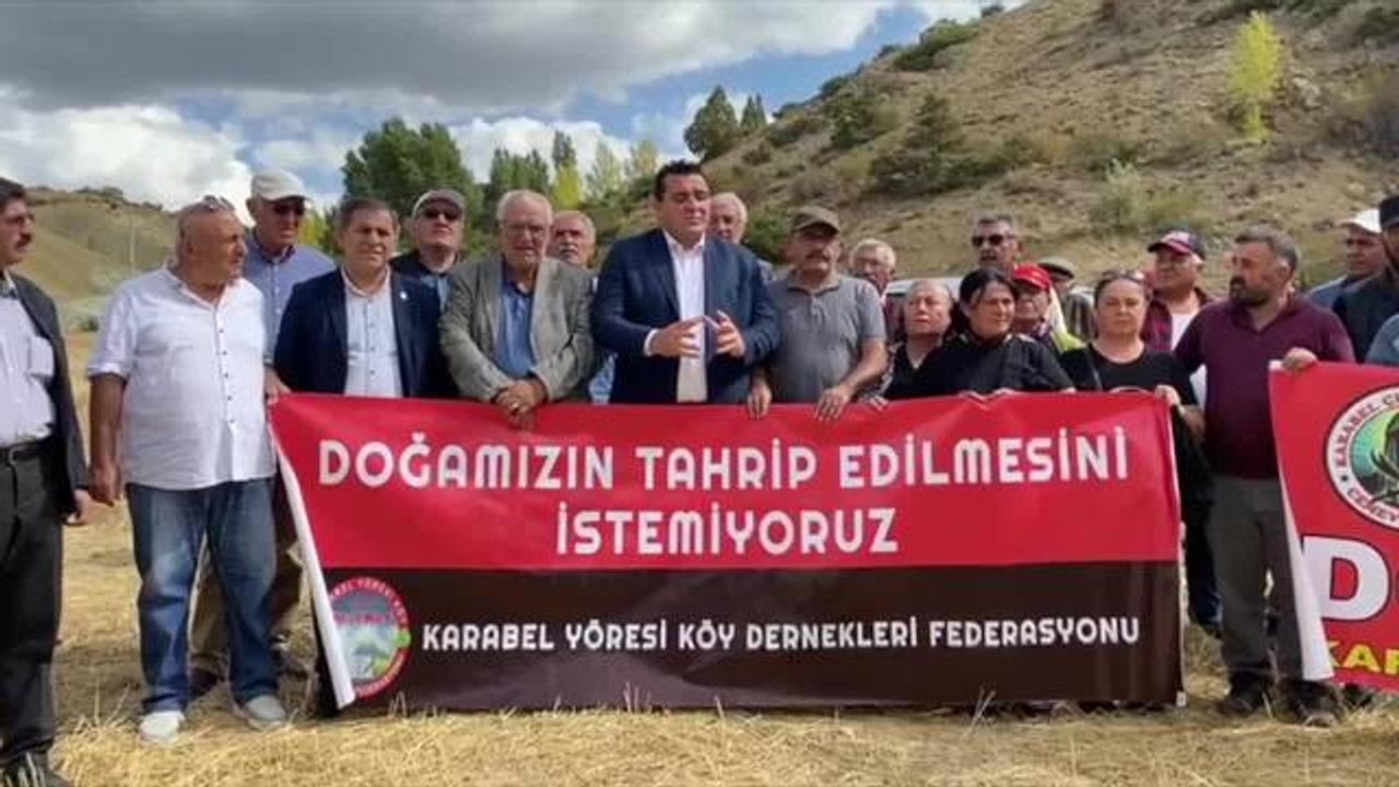 Sivas haberi: Ulaş Karasu'dan Maden Protestosuna Destek: "Yer Altı Kaynakları Satılarak AKP İktidarı Ayakta Tutunmaya Çalışıyor"