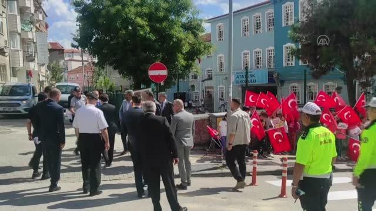 "Yayalara öncelik duruşu, hayata saygı duruşu" etkinliği yapıldı