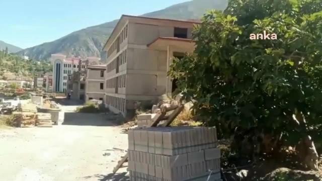 Artvin haberleri: AKP Artvin Milletvekili Balta, Yurt İnşaatının Durmasını Değerlendirdi: Maaliyet Farkındaki Artış, Firma Açısından Çalışmayı Zorlaştırıyordu.