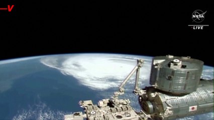 Space Station Captures Incredible View of Hurricane Ian Completely Covering Florida