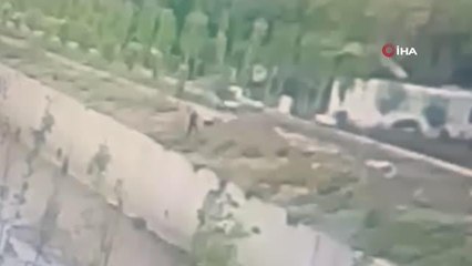 23 gündür kayıptı, cesedi su dolu kuyuda bulundu... Domates toplarken kuyuya düştüğü anlar kamerada