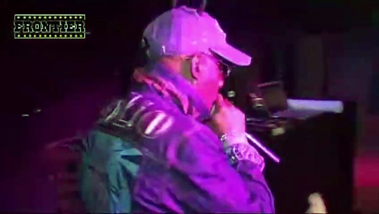 Coolio performing live at the old Frontier in Batley in November 2012