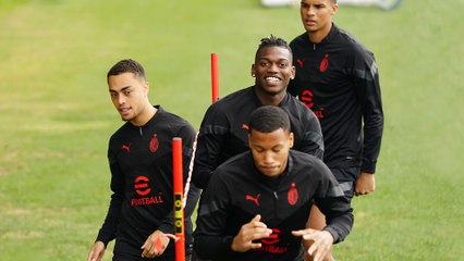 Squadra al completo a Milanello