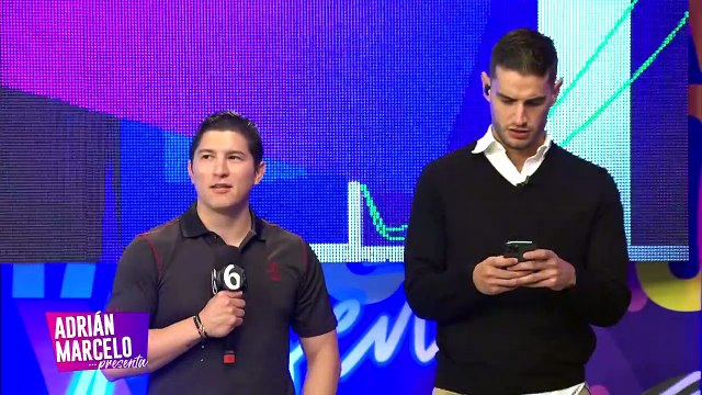 Adrián se toca el corazón con señora que sufre incendio en su casa