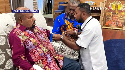 Keras! Paulus Waterpauw Menilai Lukas Enembe Tak Pantas Jadi Pemimpin