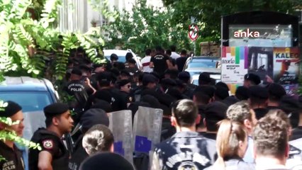 İstanbul Valiliği, Onur Yürüyüşü’ndeki Şiddeti Orantılı Buldu, Soruşturmaya İzin Vermedi