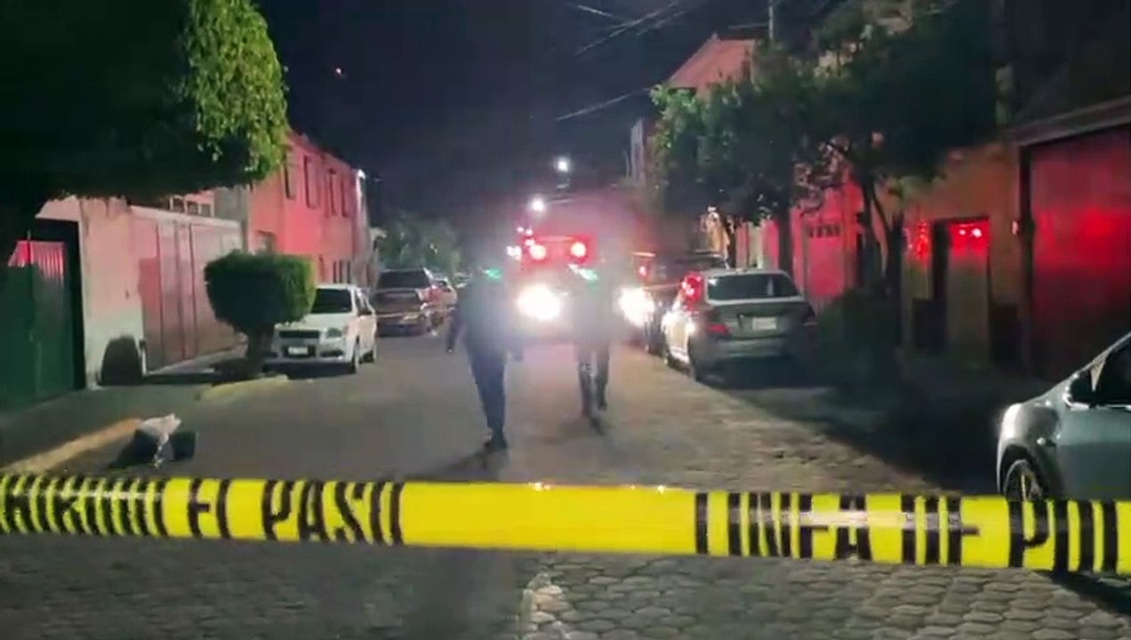 Frente a los ojos de una mujer de la tercera edad, dos hombres fueron acribillados en El Batán