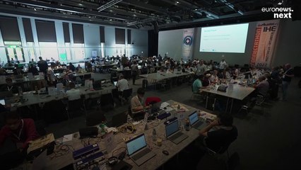 ¿Cómo se implementa el expediente clínico electrónico en el sistema sanitario digital?