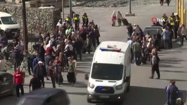 Rusya-Gürcistan sınırındaki yoğunluk devam ediyorGürcistan muhalefeti: 200 binden fazla Rusya vatandaşı Gürcistan'a yerleşti