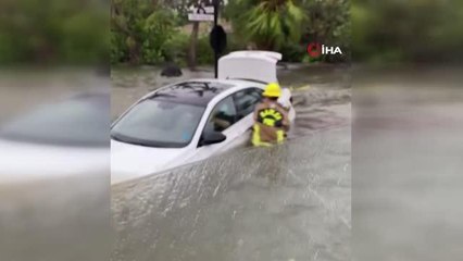 Son dakika haberi... Florida'da sel suları arasında kurtarma operasyonu