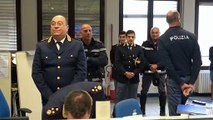 Firenze, il dirigente di polizia va in pensione: commovente saluto alle Volanti