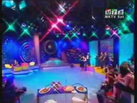 Tose Proeski - More sokol pie, Majka na Marika dumase