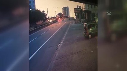 Son dakika haberi... Otomobilin devrilmesi sonucu aynı aileden 2'si çocuk 4 kişi öldü