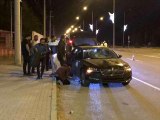 Iğdır haberi: Iğdır'da otomobilin çarptığı genç, bisikletinden fırlayarak aracın ön camına düştü