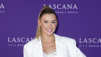 Gerda Lewis: Ab jetzt nur noch oben ohne auf Instagram