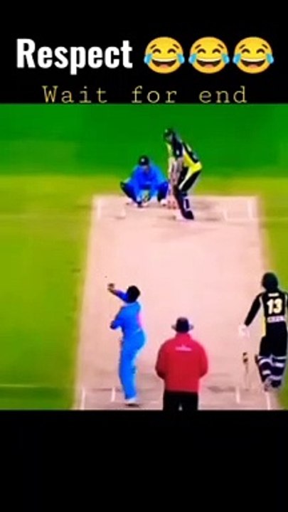 Dhoni Funny Stumping 