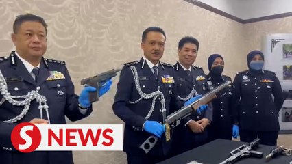 Man with handmade rifles, fake pistol arrested in Sitiawan
