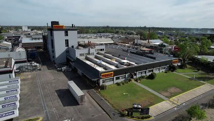 Huelga paraliza fábricas del sector automotor en Argentina