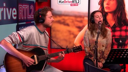 LIVE - Adé interprète "Hymn For The Weekend" dans #LeDriveRTL2 (30/09/22)