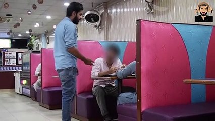 POOR Vs RICH Asking People For Food (Social Experiment)