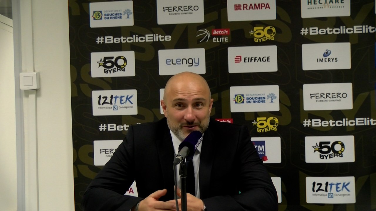 Au micro maritima: Remy Valin après la victoire de Fos Provence Basket contre Nanterre