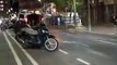 Robo de una moto en pleno centro de Barcelona con una furgoneta