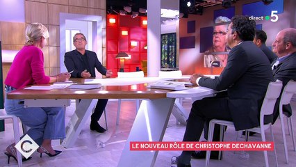 Christophe Dechavanne Brille dans 'C à vous' sur France 5 ✨