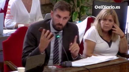 El líder de Vox en Murcia reproduce en un pleno municipal un audio de Ortega Smith para probar su tesis del cambio climático